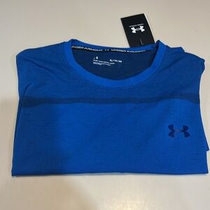 Under Armour Men’s t-shirt XL  NWT
Pit to pit 23.5, Length 30